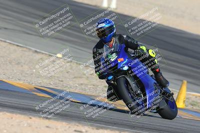 media/Nov-15-2024-CVMA Friday Practice (Fri) [[b142d29251]]/4-Group 4 and Trackday/Session 2 (Turn 10)/